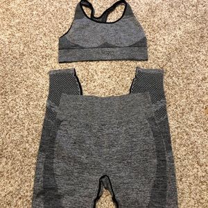 Victoria’s Secret PINK Seamless Workout Set